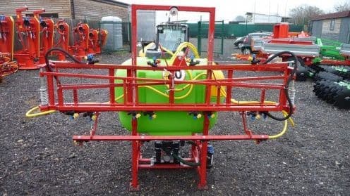 300L 3-Point Linkage Sprayer w/ 8mtr Boom