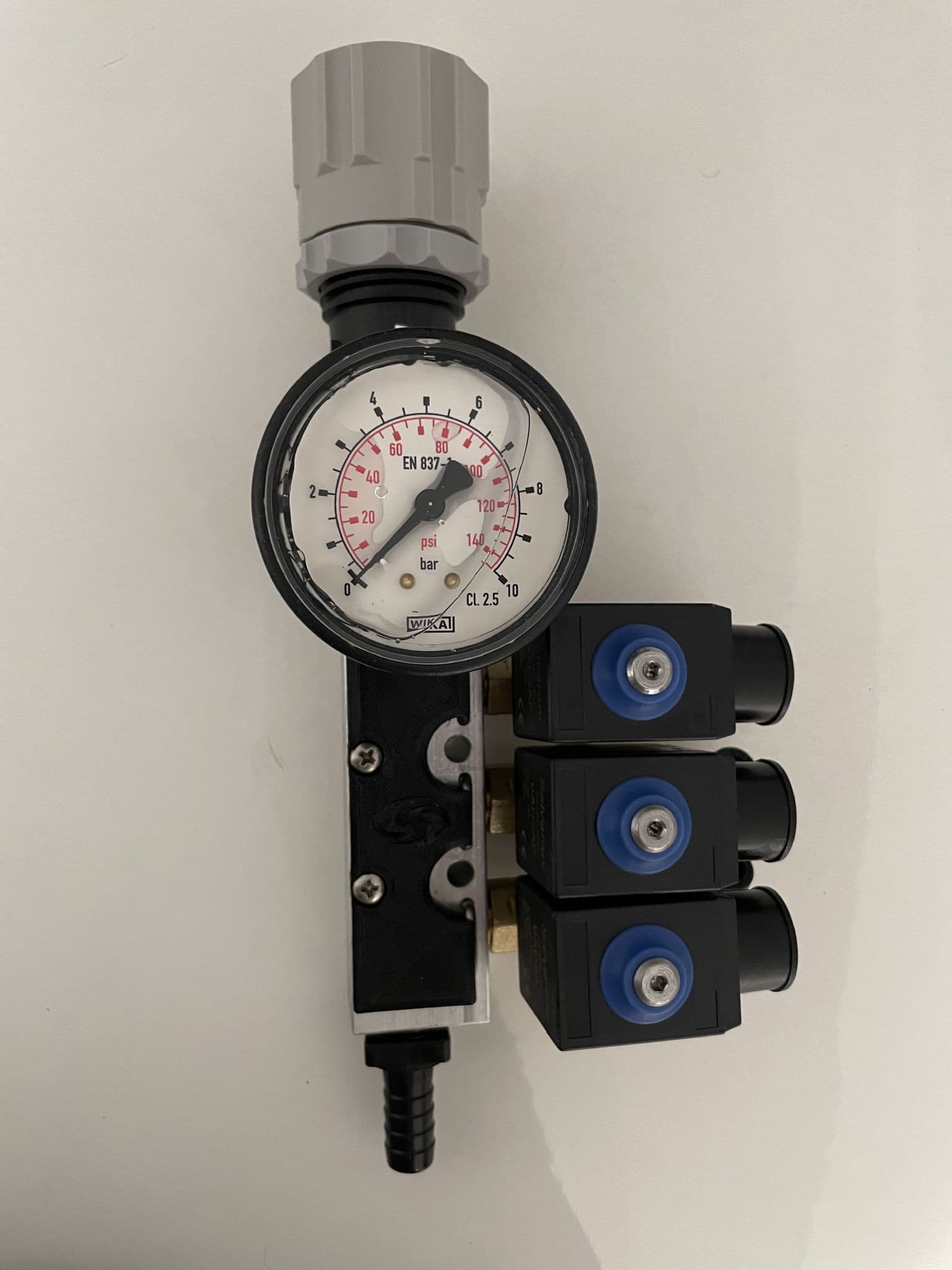 3-Way Solenoid Distribution Valve